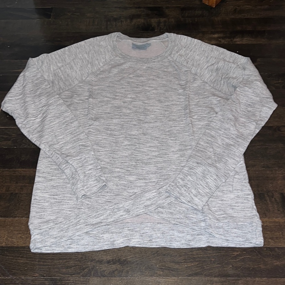 Athleta long sleeve top
